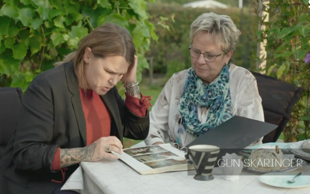 Nostalgistund hos mamma Gun. Foto: SVT Nostalgistund hos mamma Gun.