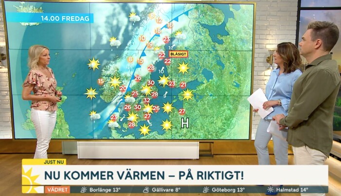Väderkartan i sändning av TV4:s Nyhetsmorgon. I bild: Linda Eriksson, Soraya Lavasani och Anders Pihlblad