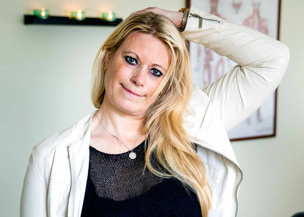Annie har tagit fram ett gäng övningar som hjälper mot mobilnacke. Annie har tagit fram ett gäng övningar som hjälper mot mobilnacke.