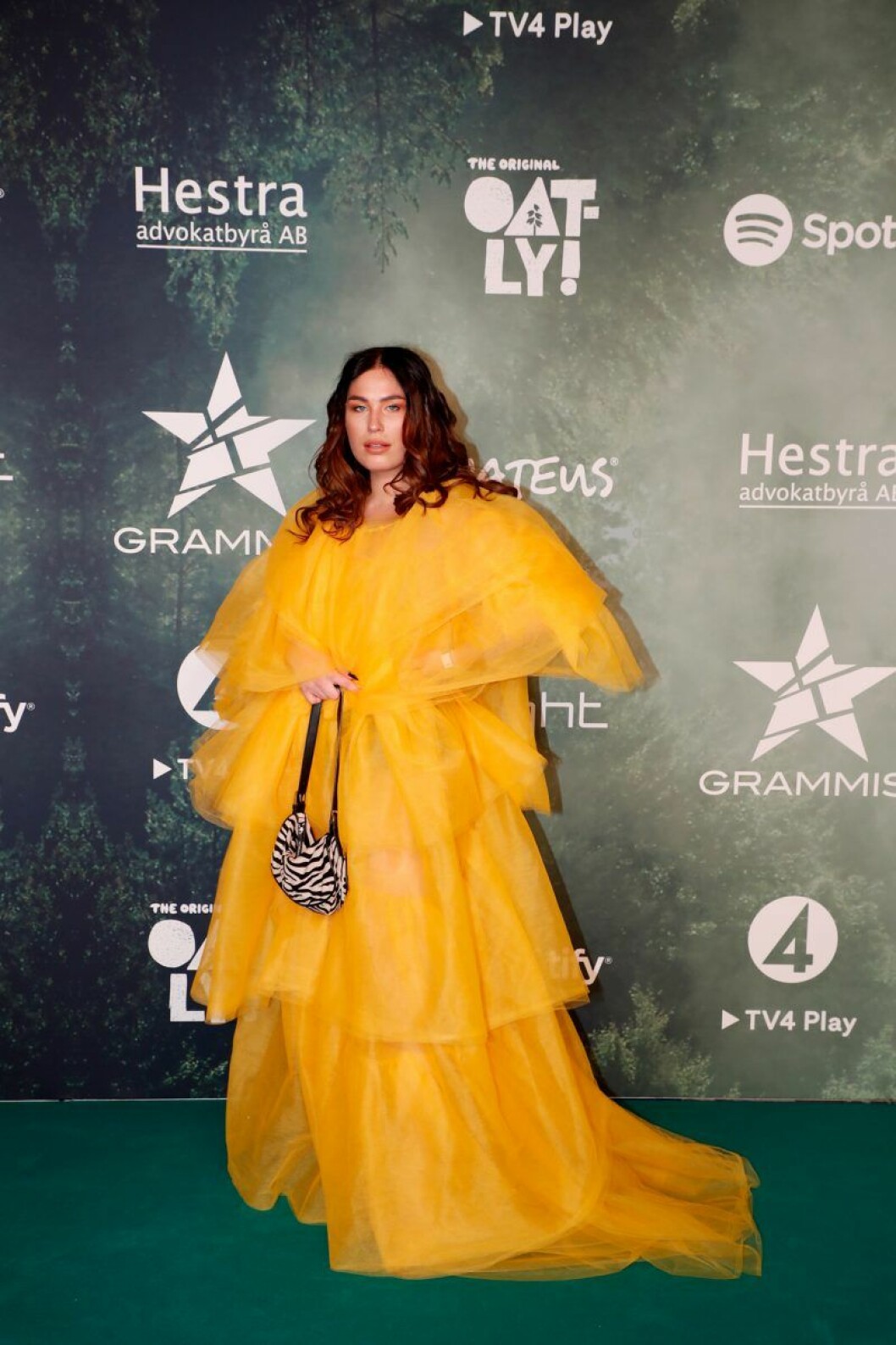 Molly Hammar. Molly Hammar på röda mattan på Grammisgalan 2020