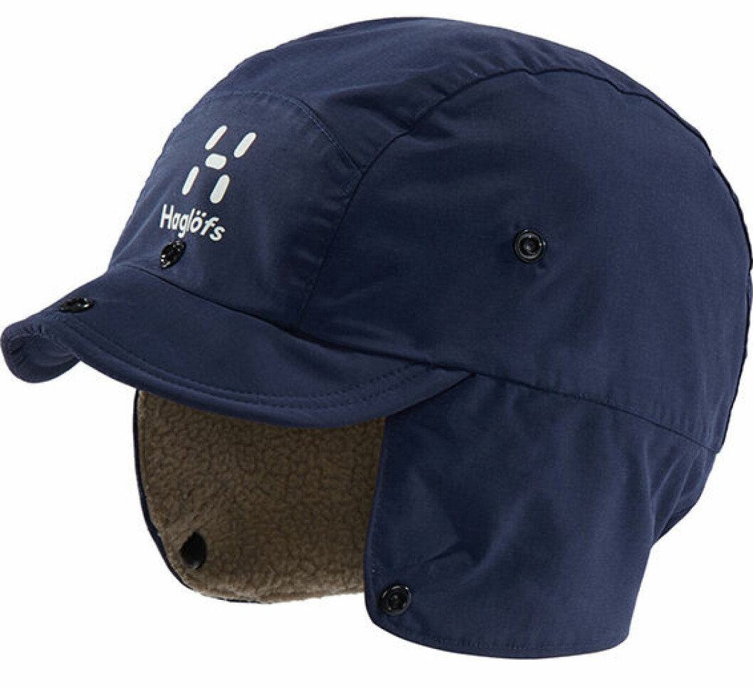 Retrosnygg kepsmössa med fleecefoder. Mountain cap från Haglöfs.
