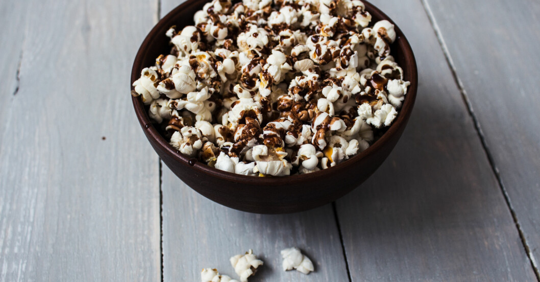 Nyttiga, billiga snacks: Popcorn med mörk choklad