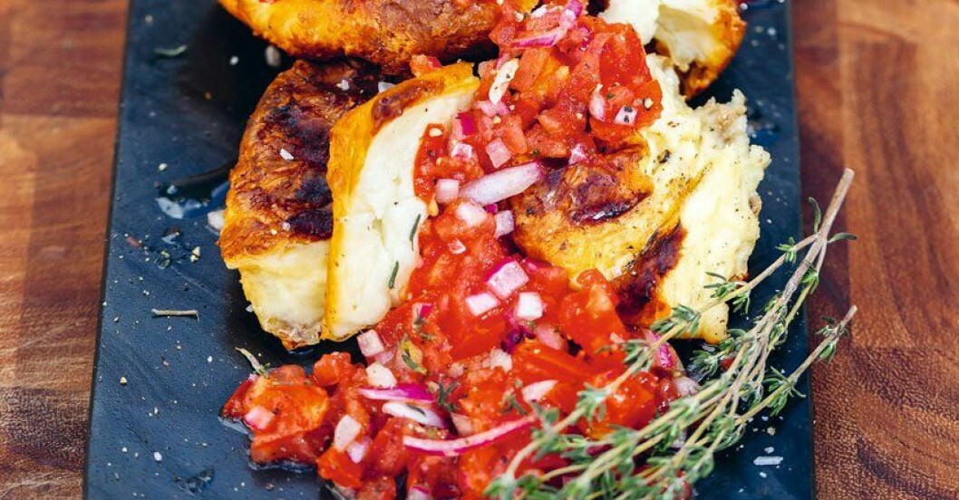 grillost med tomatsalsa