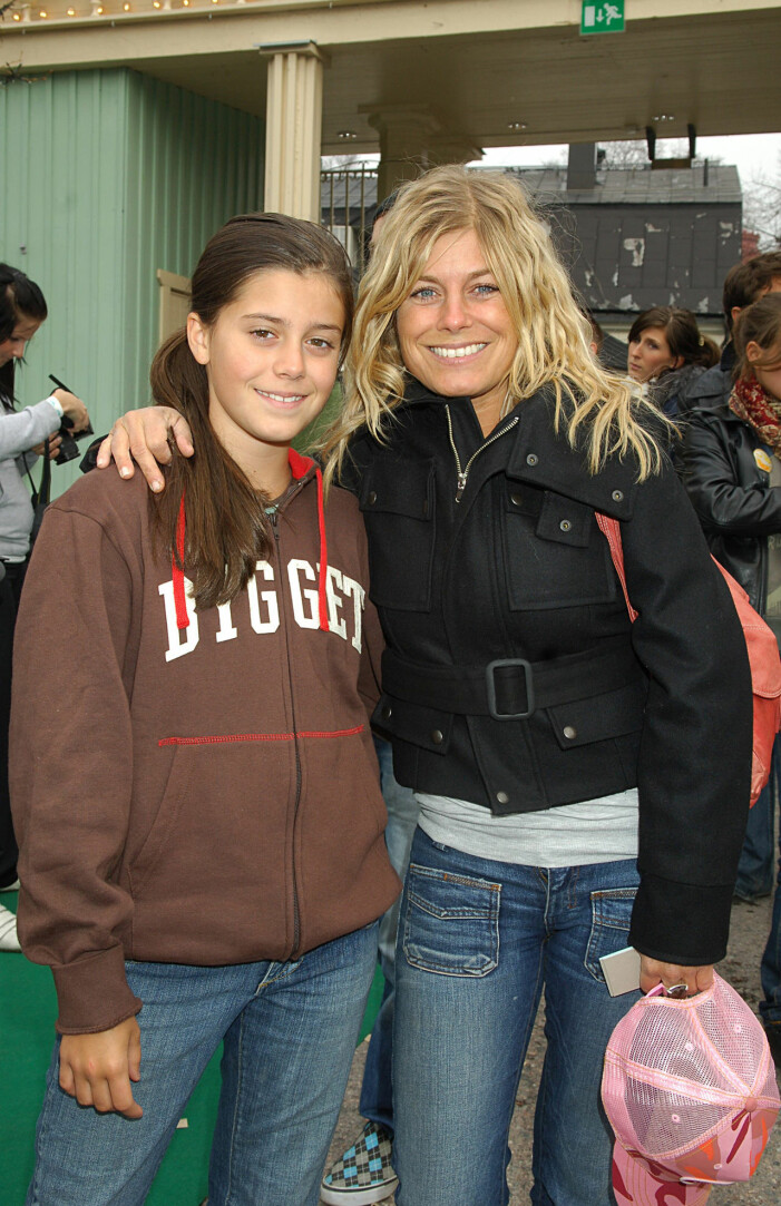 Foto: Cecilia Österberg Pernilla och Bianca 2006