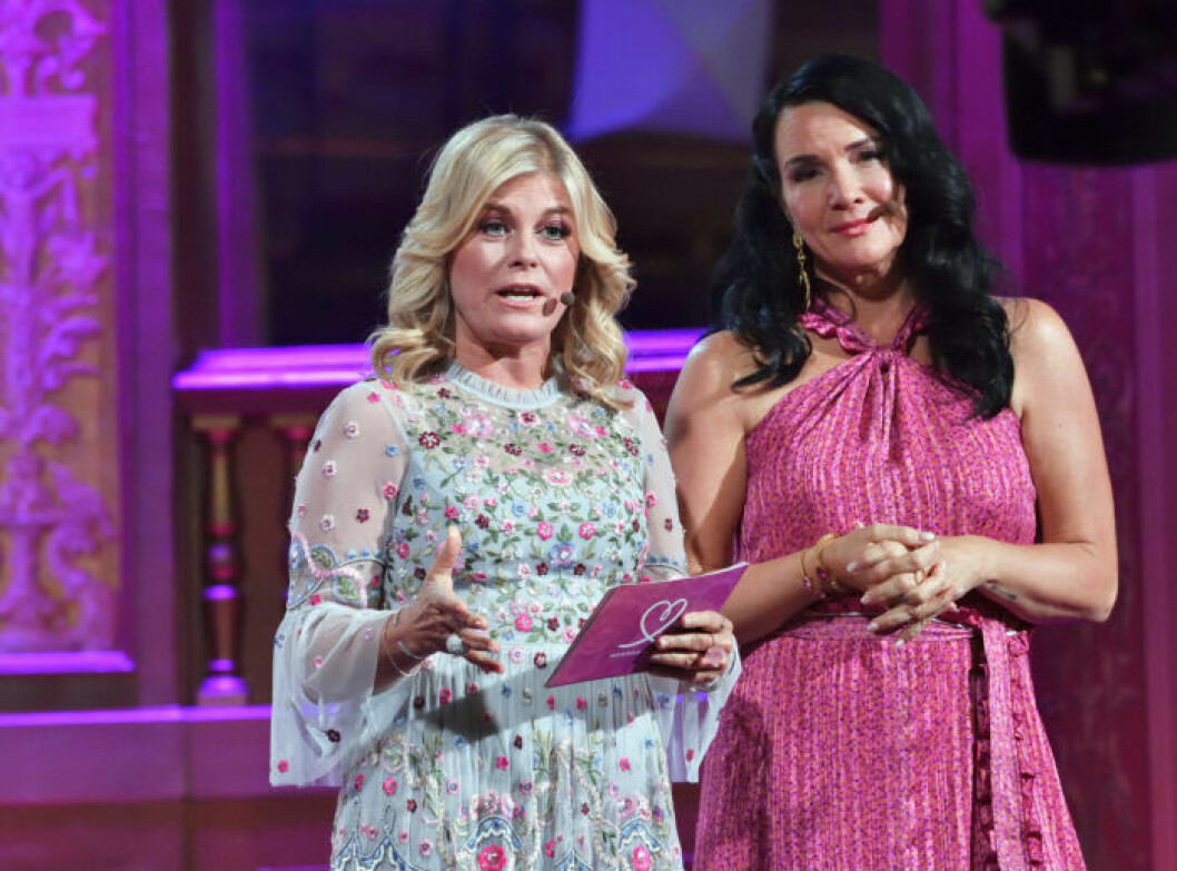 Pernilla Wahlgren har en podcast tillsammans med vännen Sofia Wistam. En bild på vännerna Pernilla Wahlgren och Sofia Wistam, som har en podcast ihop.