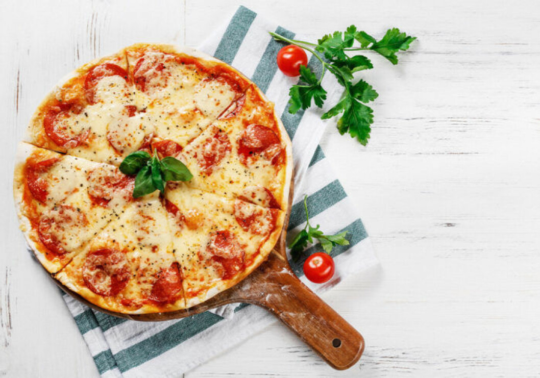 Hemlagad pizza i olika varianter. homemade pizza