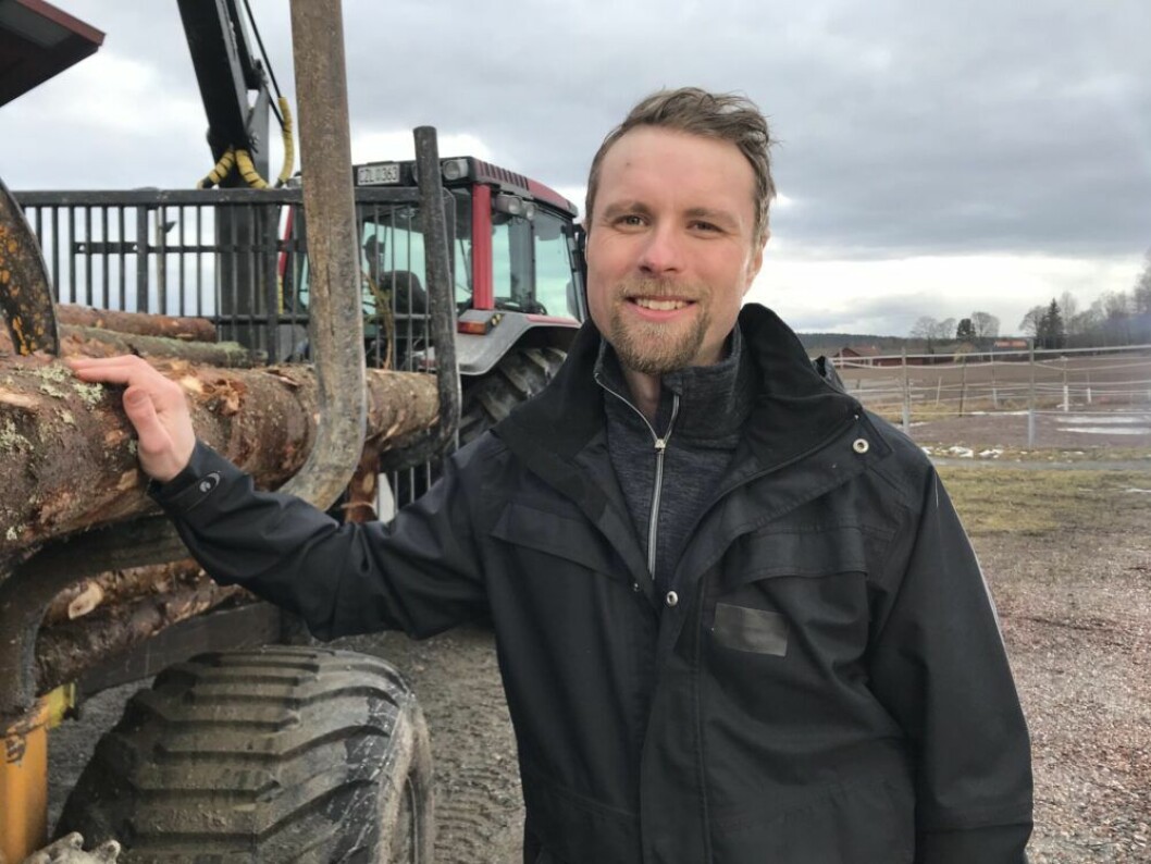 Pontus Mikaelsson, Bondesöker fru 2020.