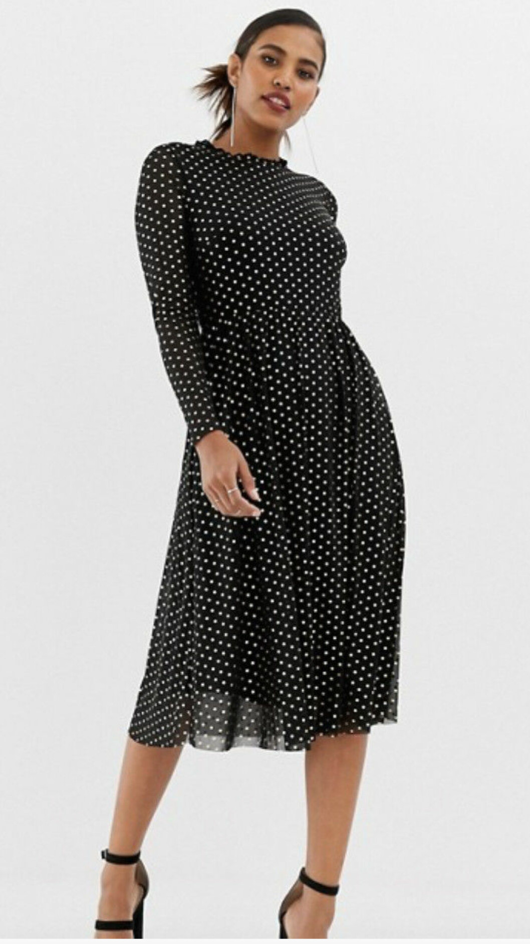 Prickig klänning från Asos.