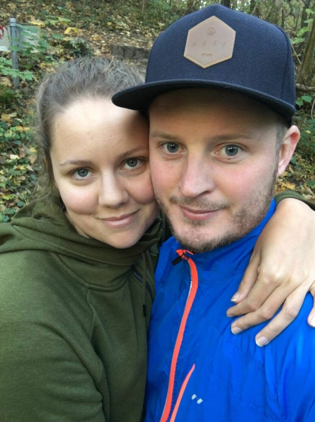 Ingrid och Per har efter den tuffa tiden hittat tillbaka till kärleken. Ingrid Lindow med sambon Per.