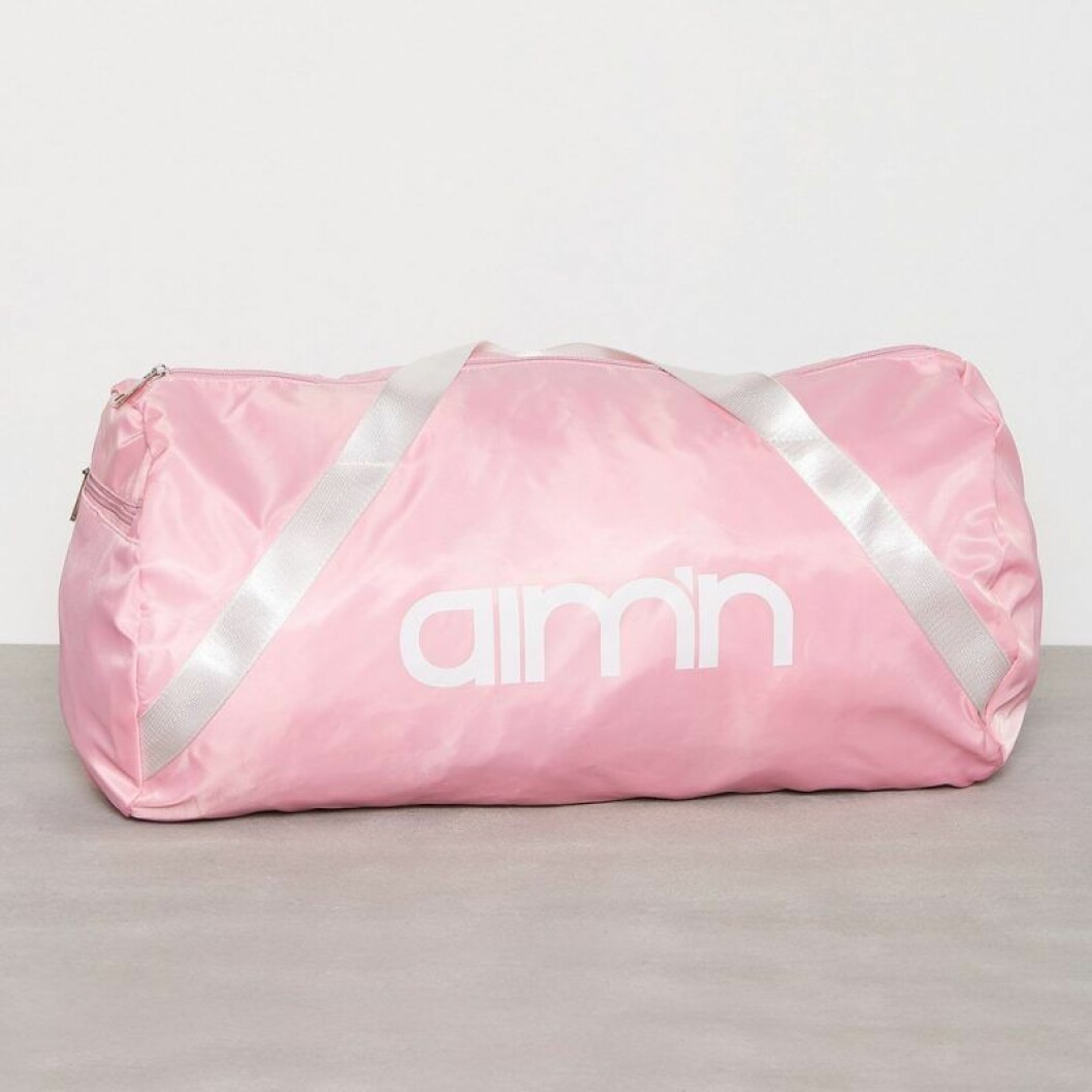 Rosa träningsväska från Amin