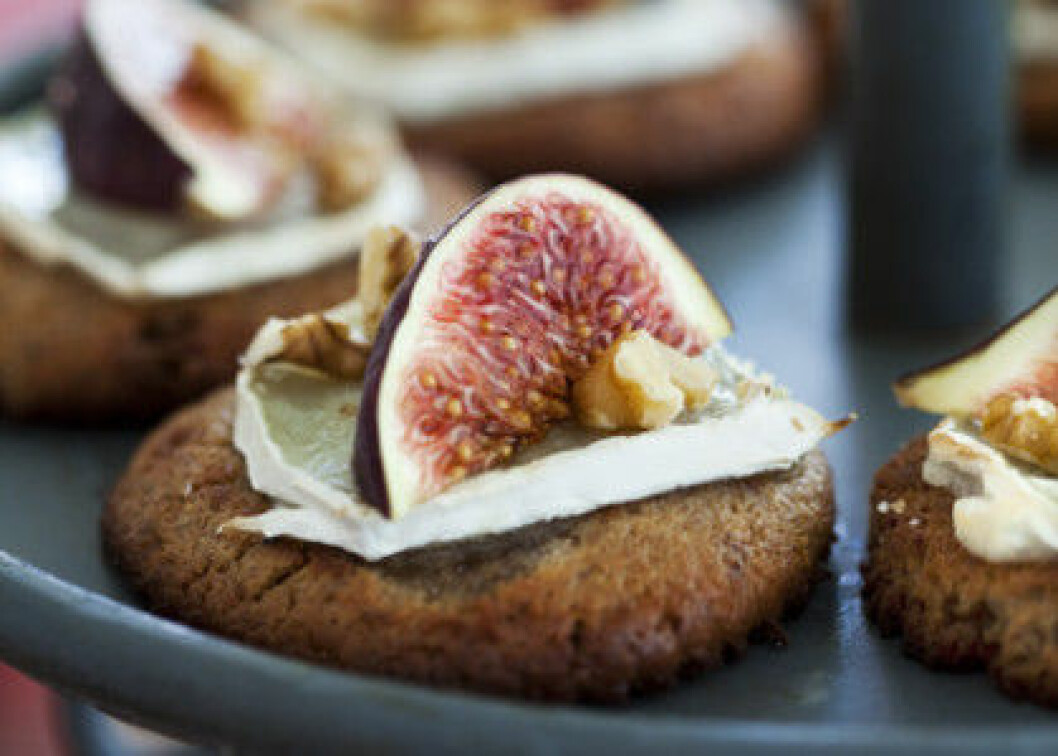 Rostade pepparkaksbruschetta med getost