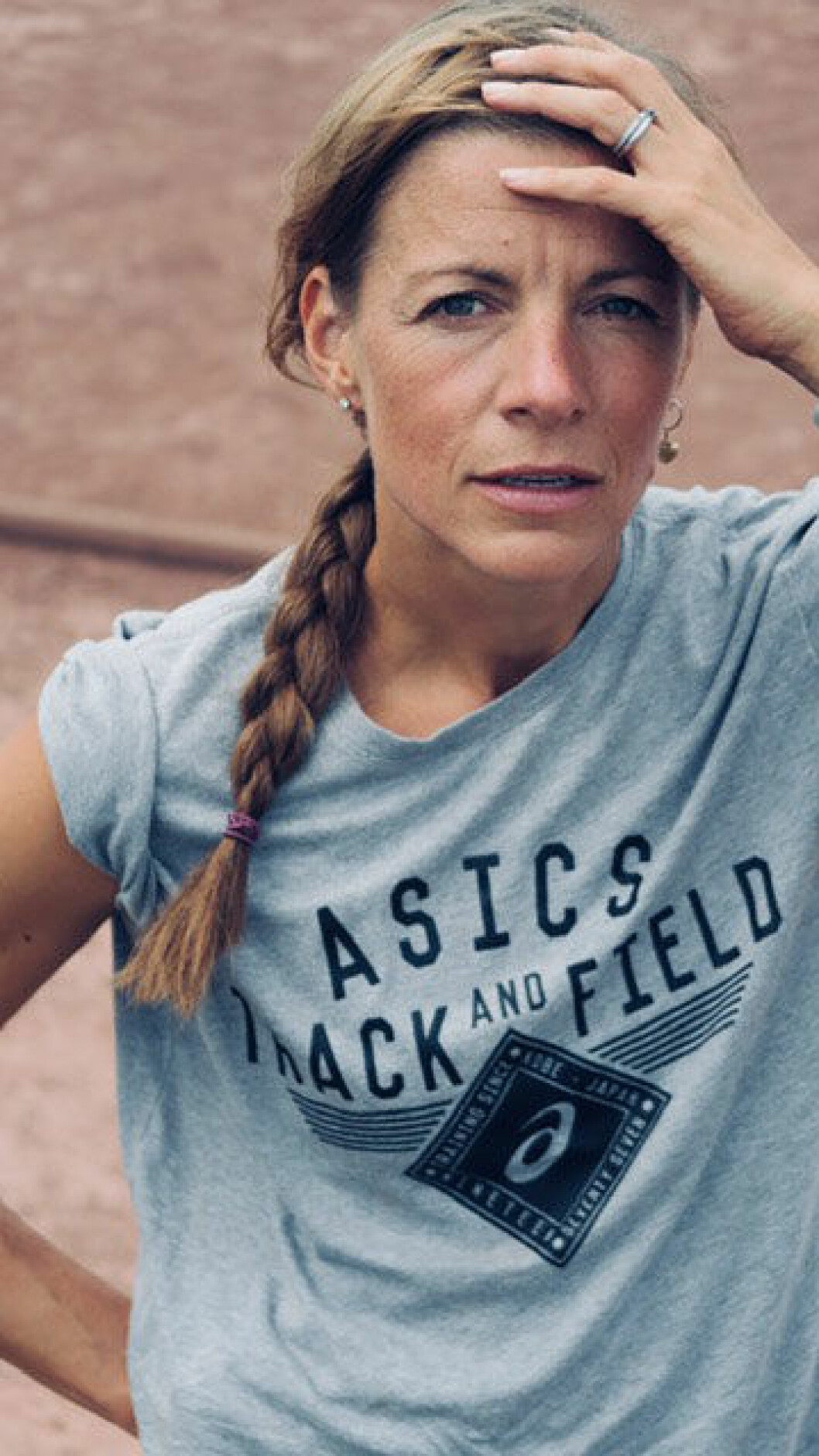 Löpcoachen Sanna Hed. Löpcoachen Sanna Hed tipsar om hur man ska tänka när man köper löparskor.