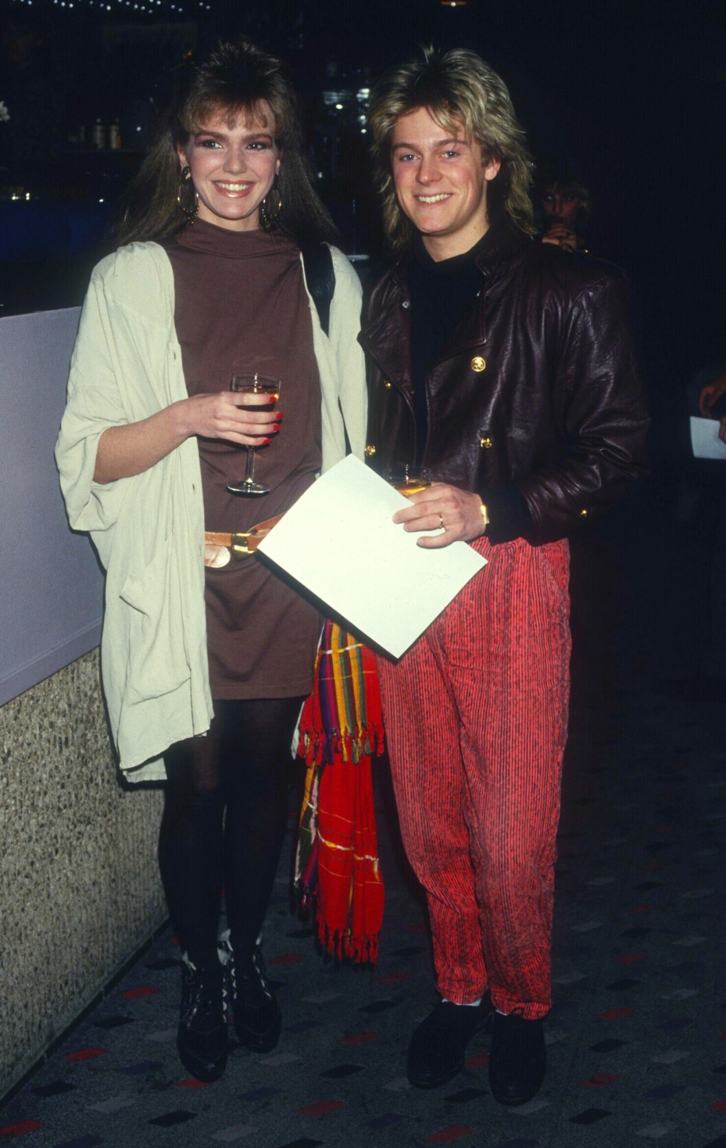 Mia Bodén och Niclas Wahlgren på galej 1991. Mia Bodén och Niclas Wahlgren på galej 1991.