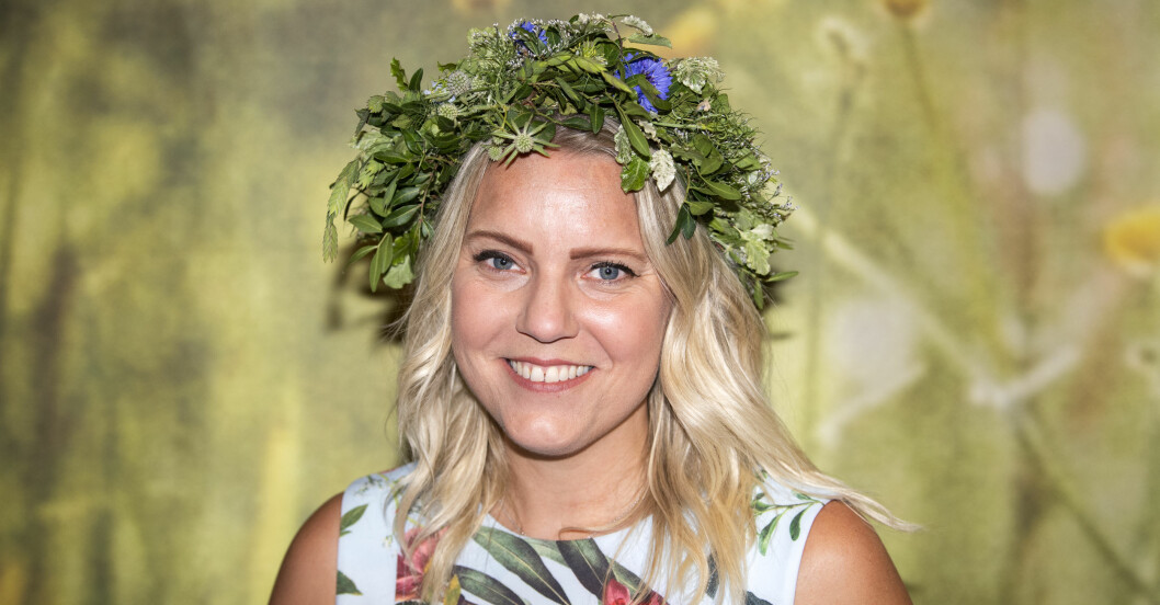 2019 i Sommar i P1 talade hon ut om sin mörka uppväxt – och om de djupa såren. Carina Bergfeldt i sommarkrans inför sitt sommarprat i P1.