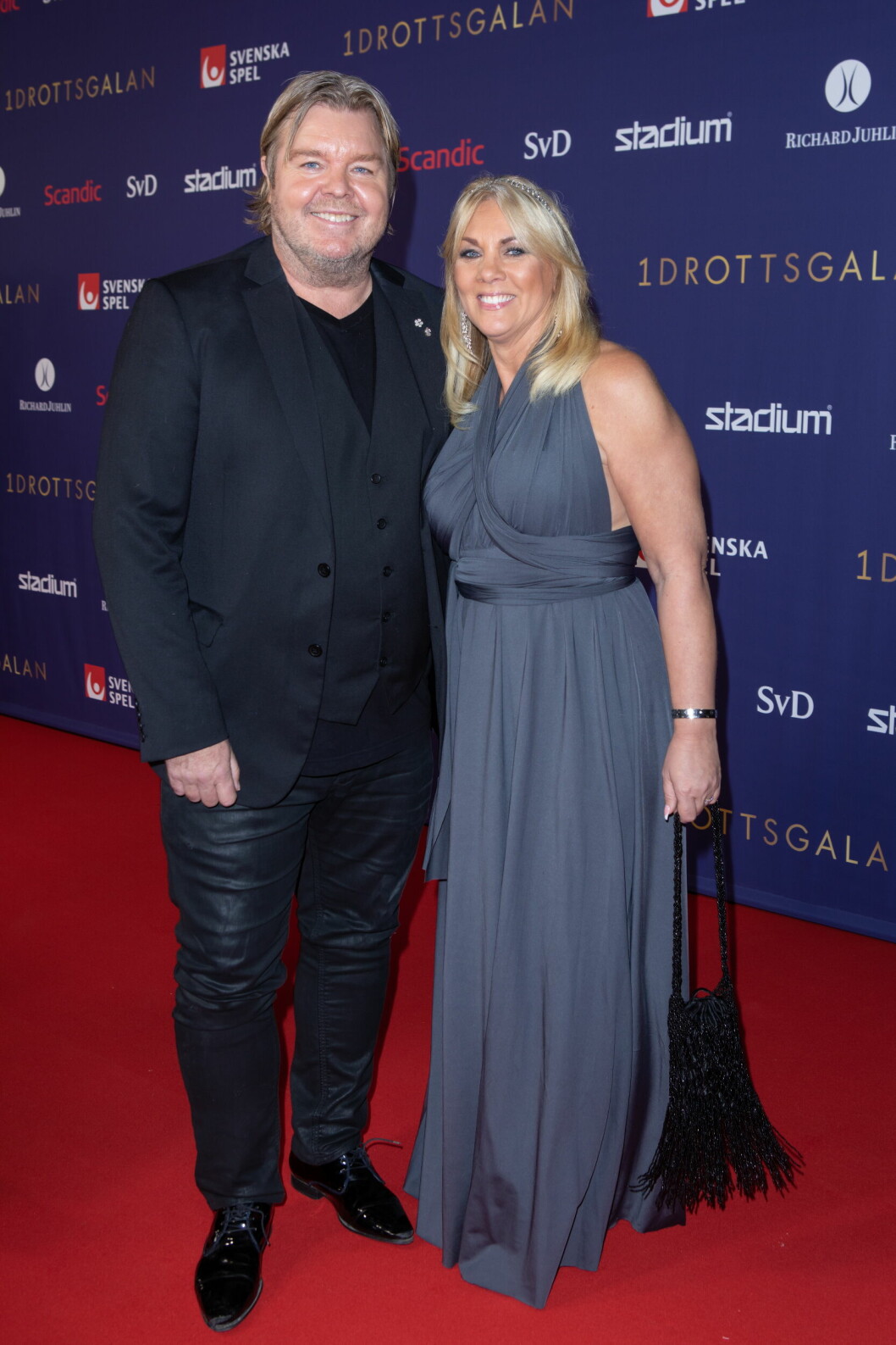 Tomas Brolin och hustrun Marielle Larsson på röda mattan inför den årliga <span class=" italic" data-lab-italic_desktop="italic">Idrottsgalan</span> år 2023. Tomas Brolin och hustrun Marielle Larsson på röda mattan inför den årliga Idrottsgalan år 2023.