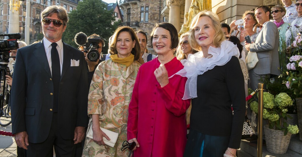 Roberto Rossellini, Ingrid Rossellini, Isabella Rossellini och Pia Lindström på premiären av <em>Jag är Ingrid</em> på Dramaten 2015. Roberto Rossellini, Ingrid Rossellini, Isabella Rossellini, Pia Lindström