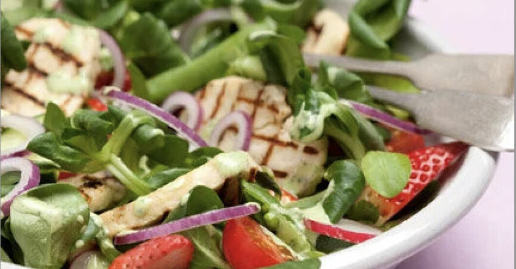 sallad med grillad halloumi