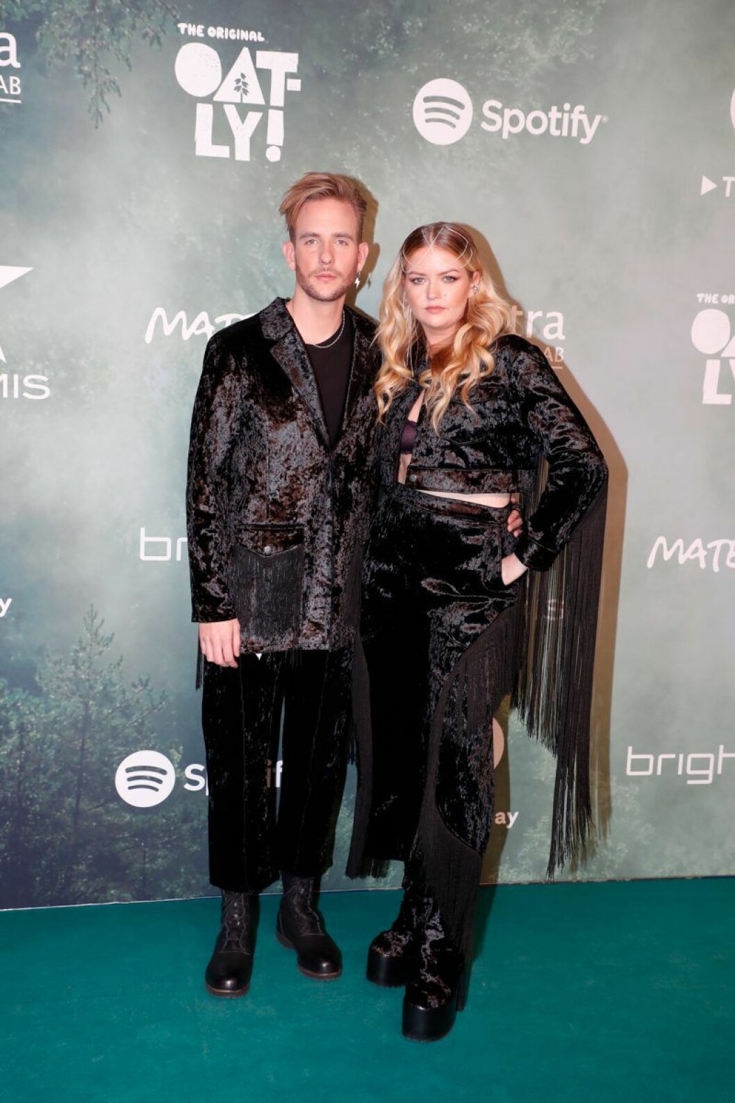 Smith & Thell – Victor Thell och Maria Jane Smith på röda mattan på Grammisgalan 2020