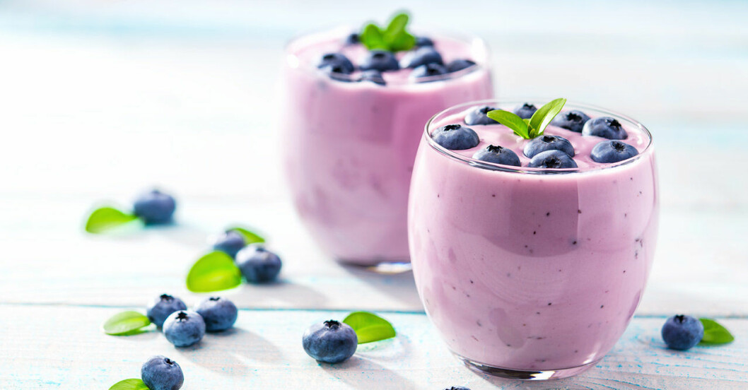 Ett glas juice ger färre kalorier än en krämig smoothie. Byt smoothien mot juice för att kapa kalorier.