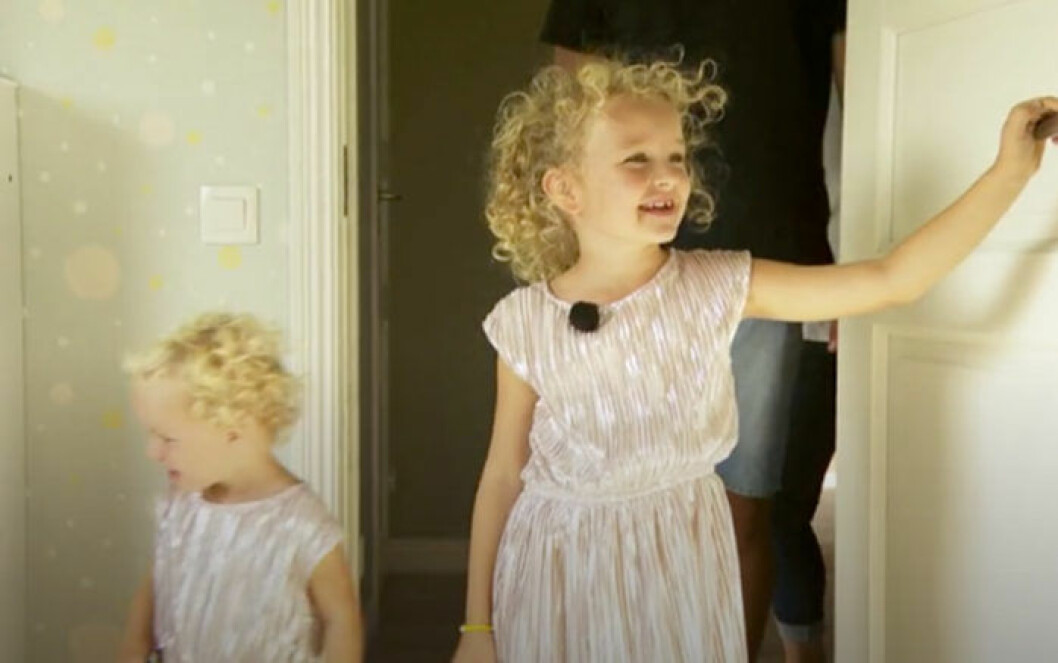 Anja och Ella älskar sitt nya rum. Bild: Kanal 5 Sofias änglar: Anja och Ella.