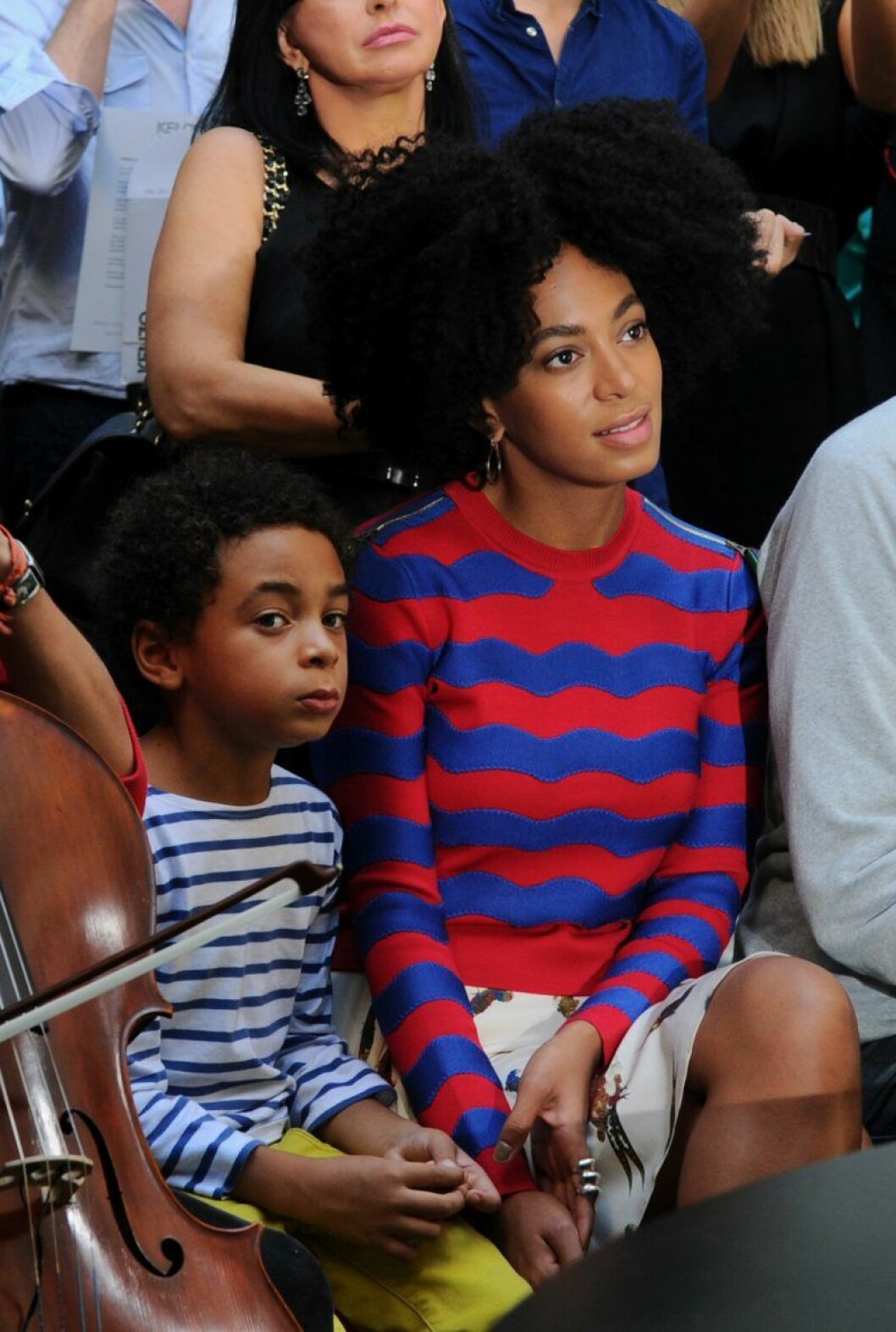 Solange Knowles och Daniel Julez J. Smith Jr. på bild tillsammans 2011. Solange Knowles tillsammans med sin son