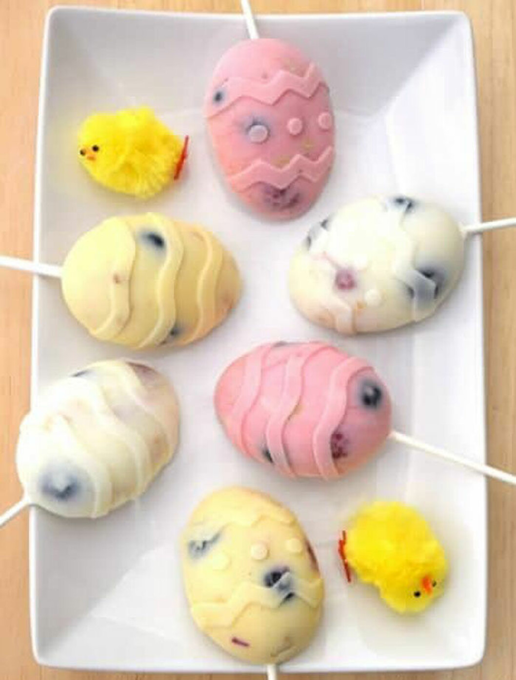 Via: Eatsamazing.co.uk Supersöta yoghurt- & granolaägg