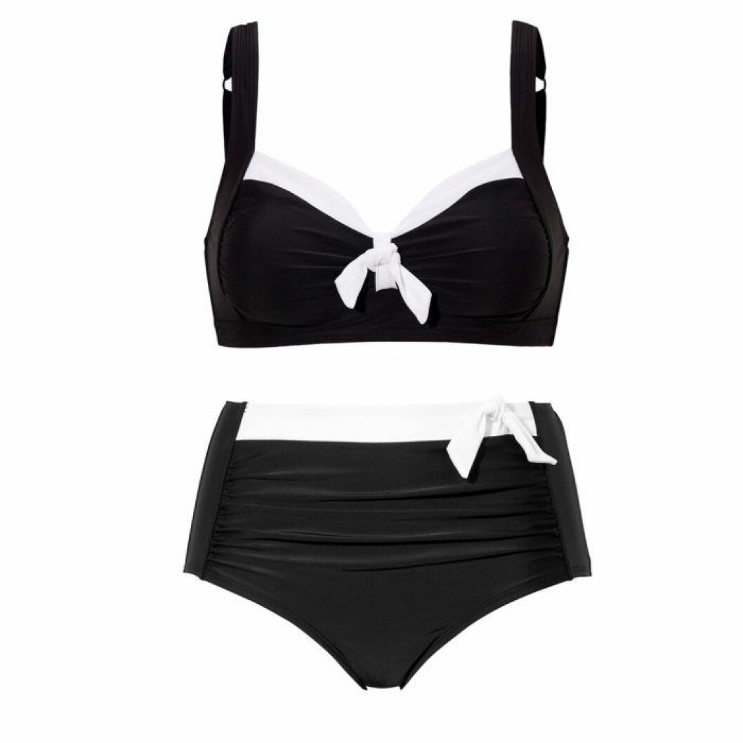 Svart bikini i större storlek