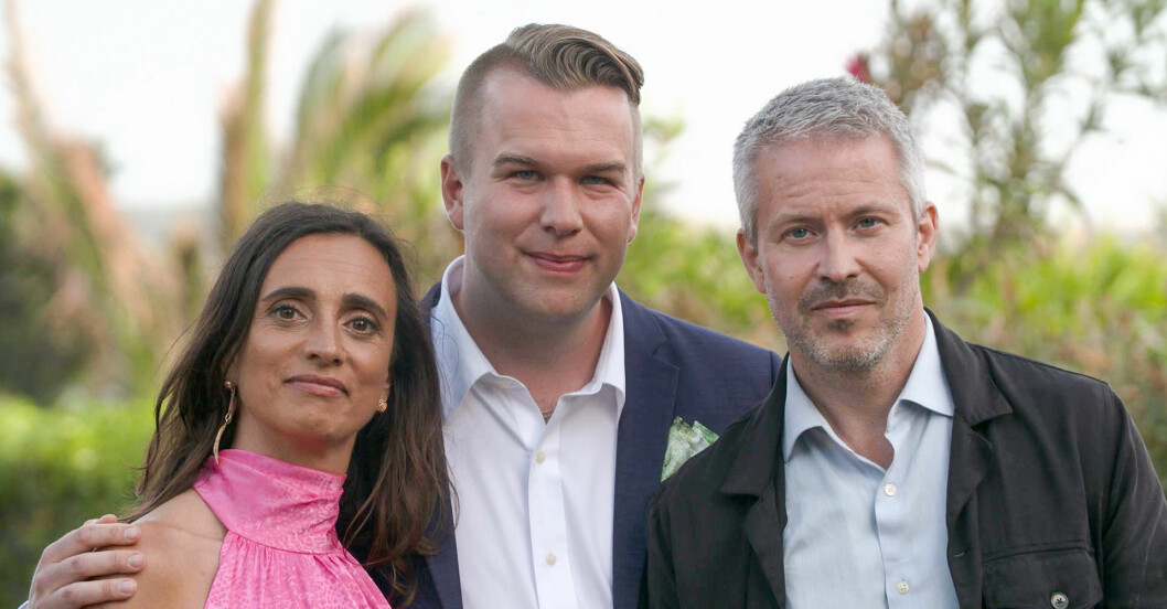 Sexologen Louise Mazanti, programledaren Farao Groth och psykologen Björn Hedensjö. Foto: SVT. Sexologen Louise Mazanti, programledaren Farao Groth och psykologen Björn Hedensjö