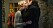 Jude Law och Cameron Diaz kysser varandra utanför dörren
