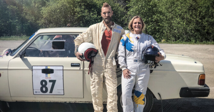 Tina Thörner och Rickard Söderberg i Hjälp! Jag ska på opera.