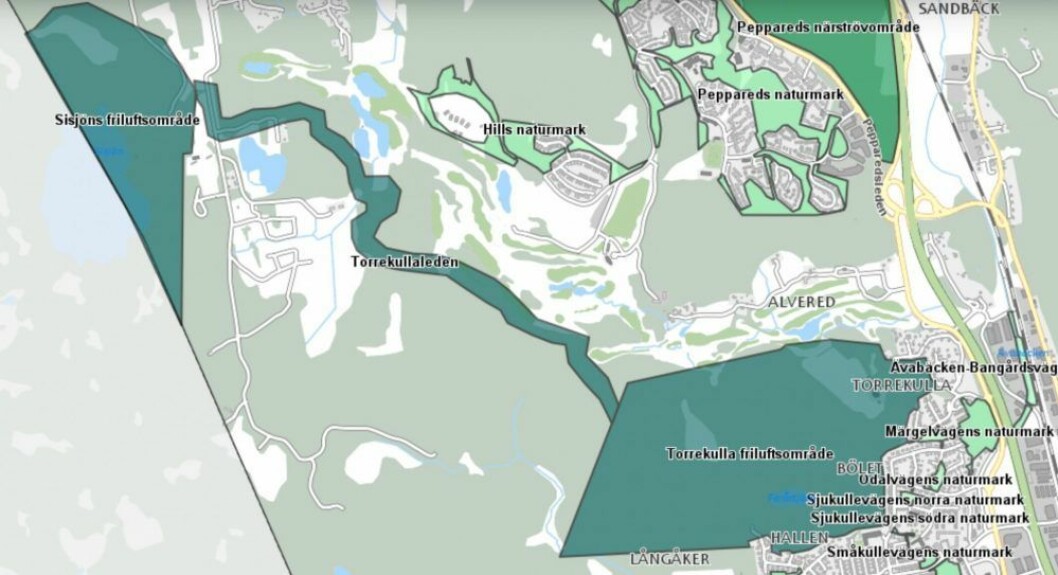 En 17 kilometer lång led. <a href="https://karta.molndal.se/spatialmap?&layers=theme-wms-bakgrundskarta%20theme-gronplan_naturomrade%20theme_lm_adresspunkter%20theme_bakgr_text&mapext=149211%206387235%20154005%206389530" target="_blank" rel="noopener">Se en större karta här.</a> Torrekullaleden