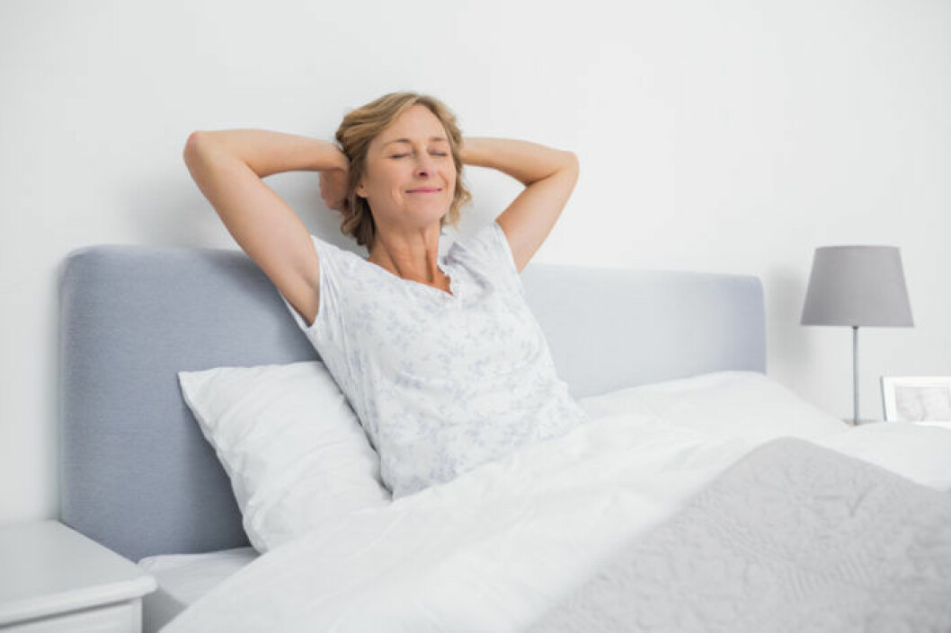 Bild: Shutterstock/IBL kvinna vaknar