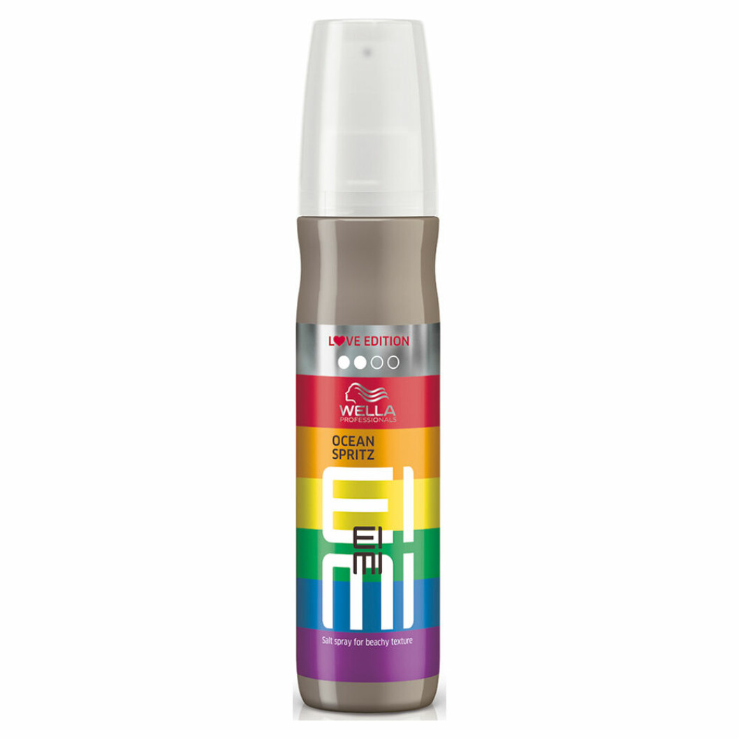 Volymspray från Wella, 159 kronor. <a href="https://track.adtraction.com/t/t?a=1117786221&as=1213658115&t=2&tk=1&epi=langre-har&url=https://www.lyko.se/harvard/styling/saltvattenspray/wella-professionalseimi-ocean-spritz" target="_blank" rel="noopener">Här kan du köpa den</a>. Hårspray för volym från Wella